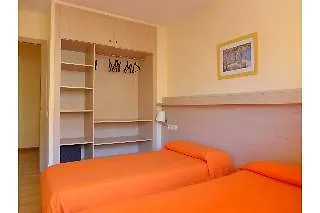 Edificio Azahar Apartment Salou