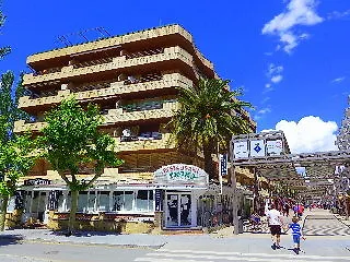 Edificio Azahar Apartment Salou