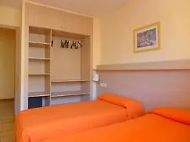 Edificio Azahar Apartment Salou